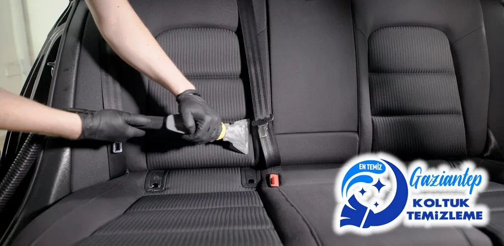 Araç koltuğu temizleme